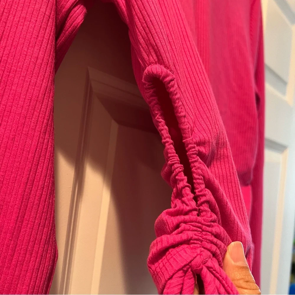 LULUS Magenta Drawstring Ruched Cutout Long sleeve Top